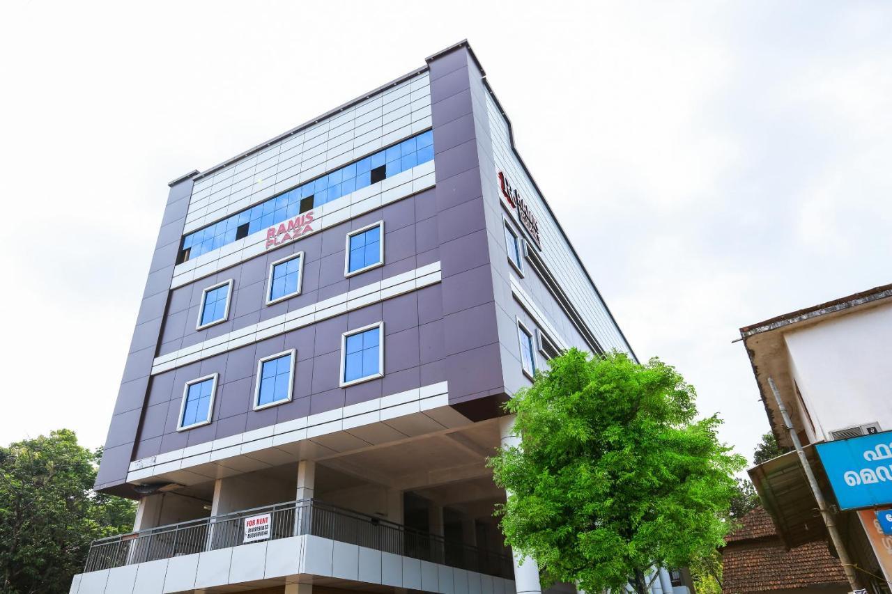Oyo Ramis Residency Hotel Kannur Ngoại thất bức ảnh