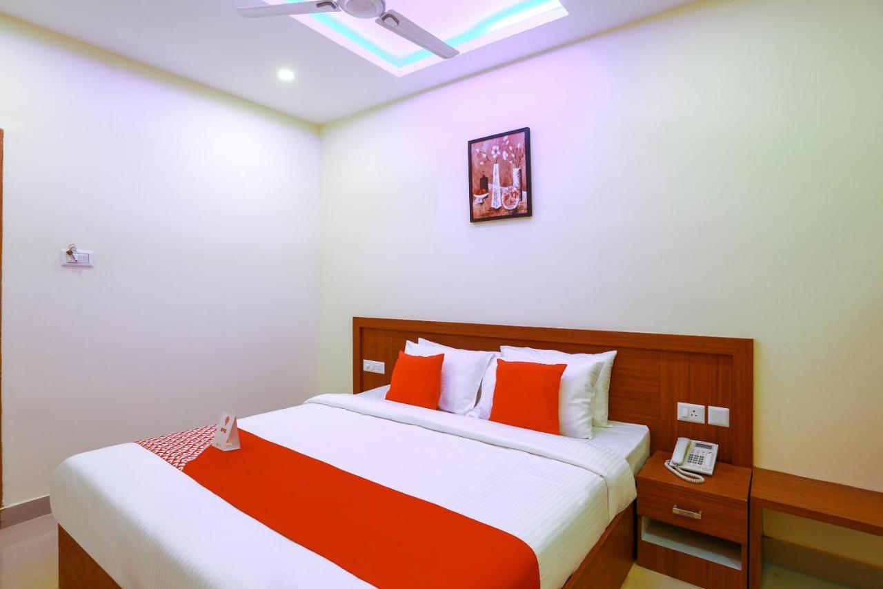 Oyo Ramis Residency Hotel Kannur Ngoại thất bức ảnh